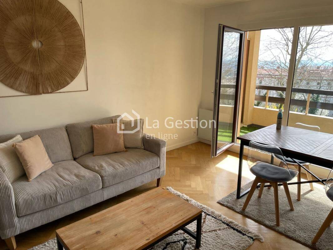 Appartement 4 pièces 86 m² · à Sainte-Foy-lès-Lyon · 86 m² · 1 530 €/mois