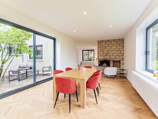 Maison à vendre 880 000 € 9 pièces 7 chambres 206 m² 978 m² de terrain Écully 69130