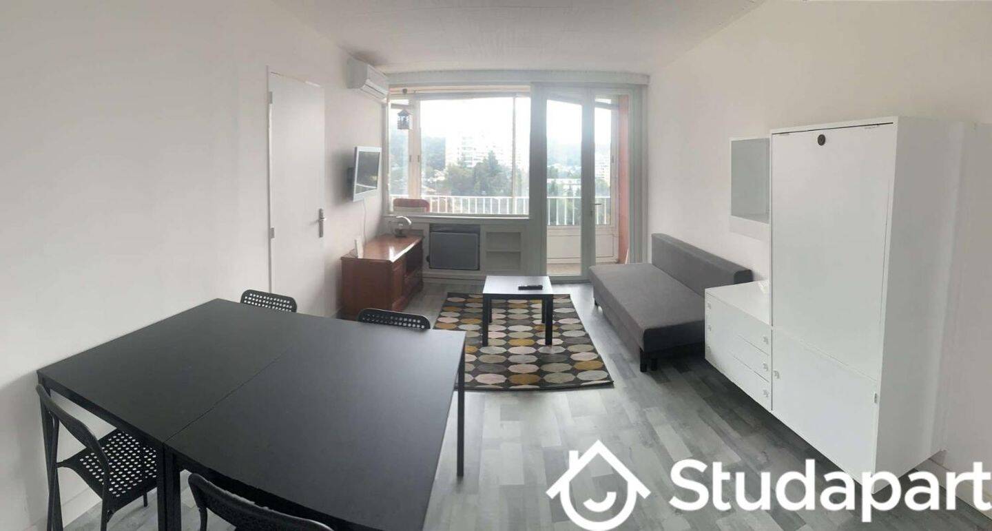 1 pièce 11 m² · à Marseille 9ème Arrondissement · 11 m² · 500 €/mois