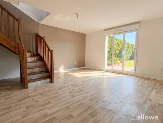 Maison à louer 1 426 € 4 pièces 3 chambres 76 m² 191 m² de terrain Porcheville 78440