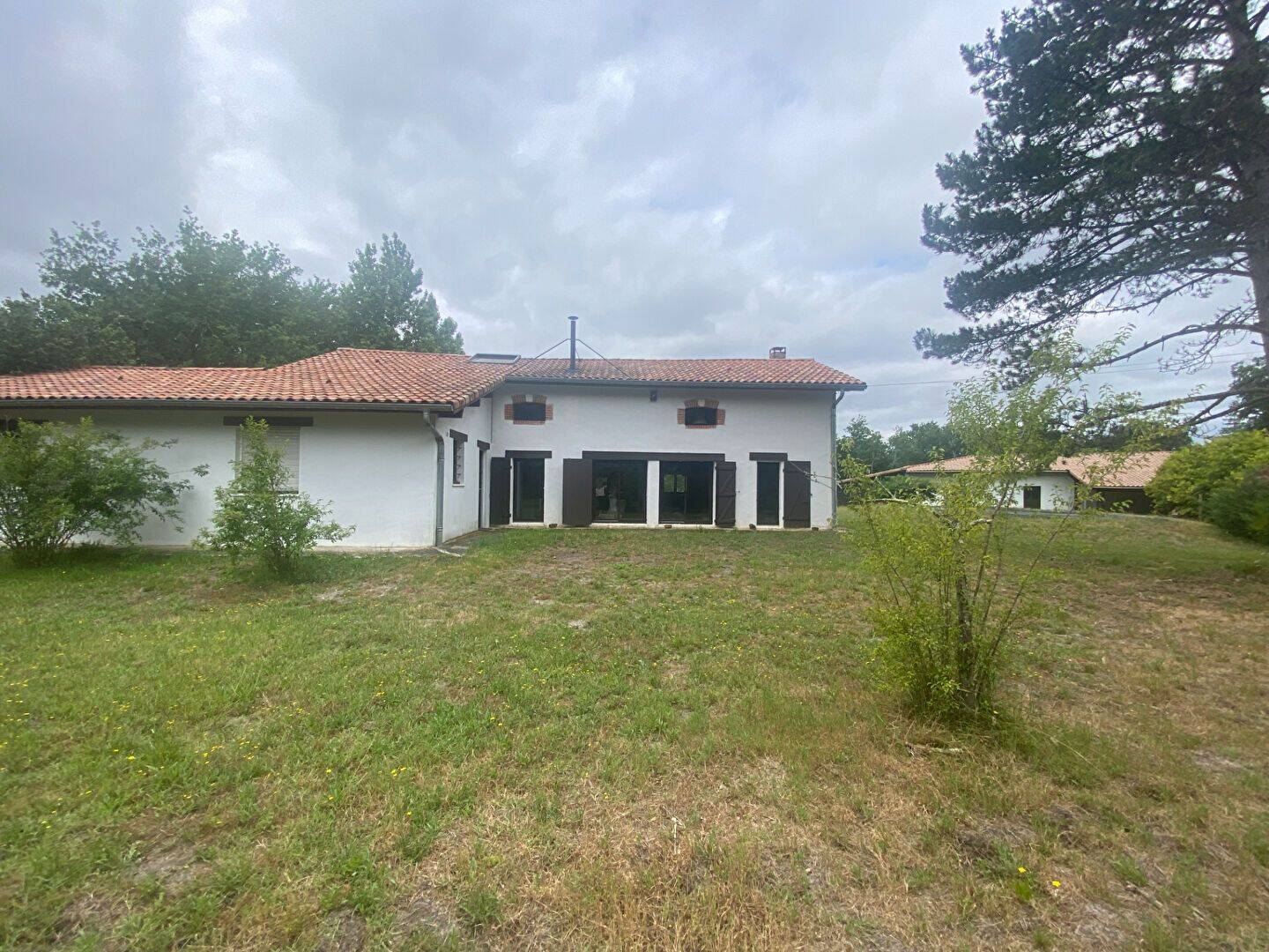 Maison 7 pièces 264 m² · à Saugnacq Et Muret · 264 m² · 368 000 €