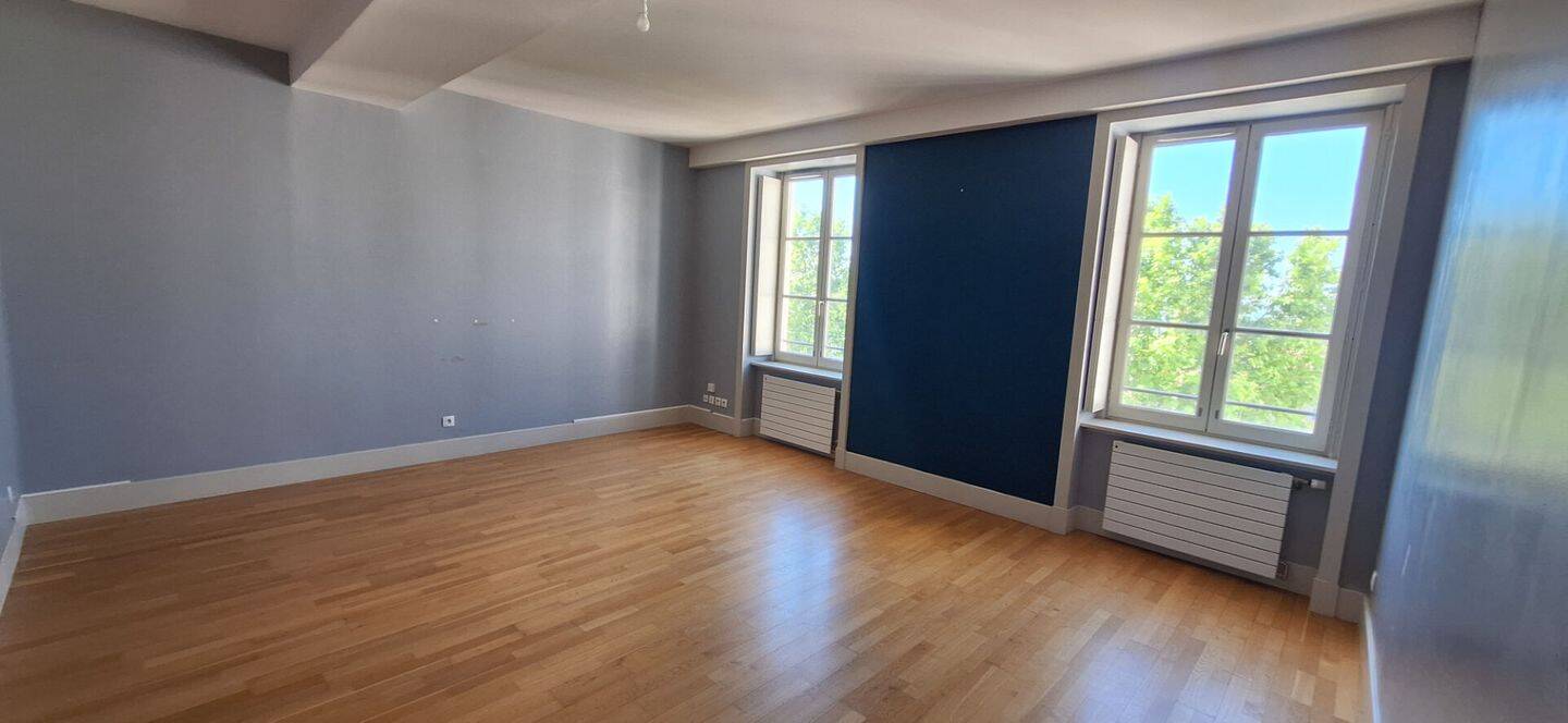 Appartement 4 pièces 87 m² · à Lyon 5ème Arrondissement · 86,6 m² · 1 650 €