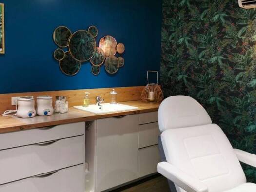 Local d'activités à vendre 58 300 € 72 m² d'espace de stockage Pont-Saint-Martin 44860