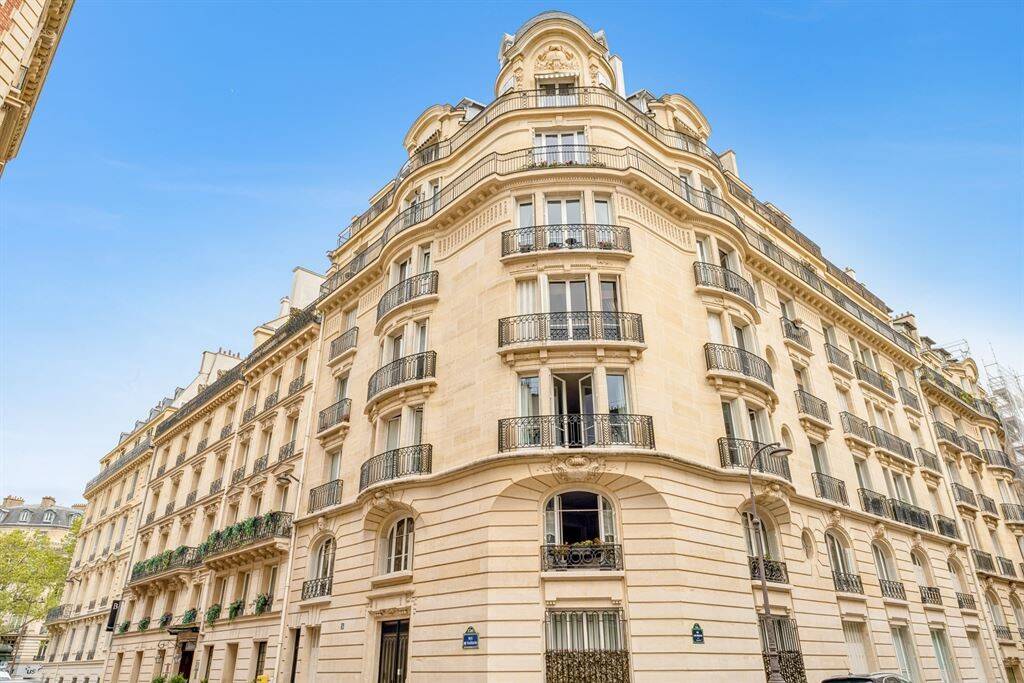 Appartement 3 pièces 85 m² · à Paris 16ème Arrondissement · 85 m² · 1 425 000 €