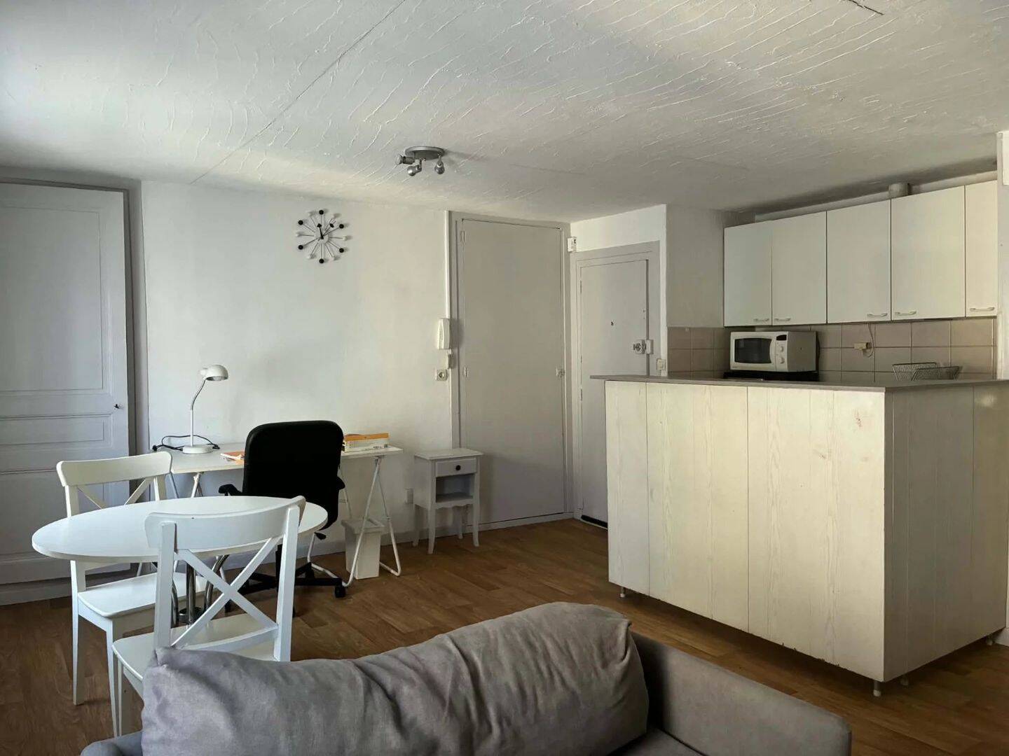 Appartement 1 pièce 27 m² · à Clermont-Ferrand · 26,7 m² · 390 €