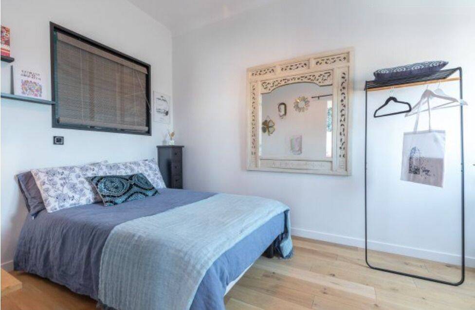 Appartement 1 pièce 25 m² · à Paris 10ème Arrondissement · 25 m² · 930 €