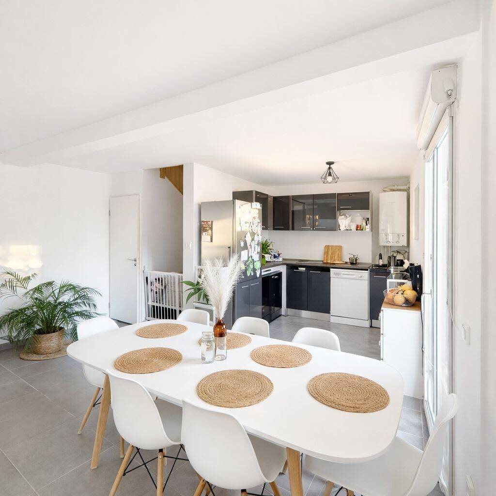 Maison 4 pièces 93 m² · à Castelginest · 93 m² · 259 500 €