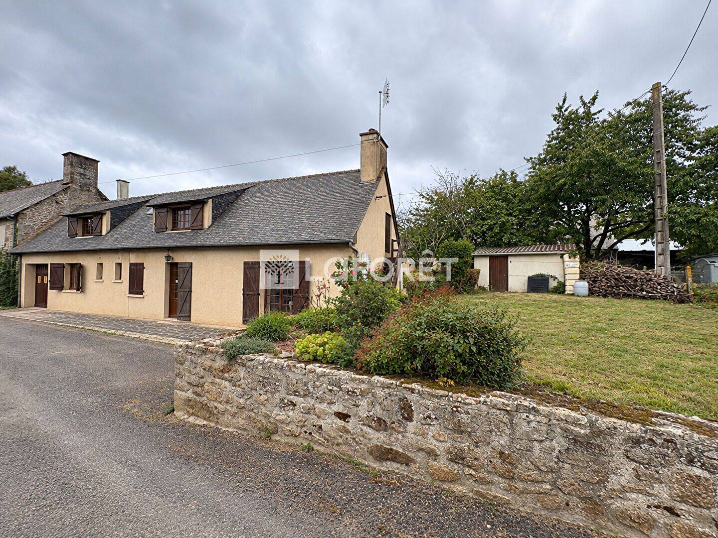 Maison 4 pièces 93 m² · à Athis-Val de Rouvre · 93 m² · 118 800 €