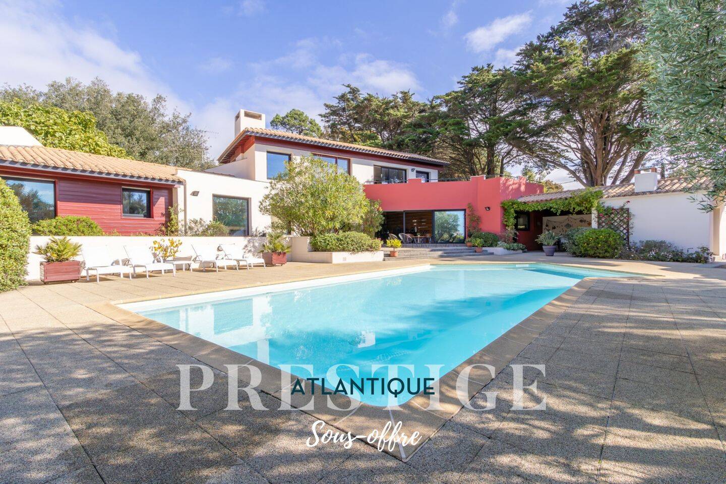 Maison 10 pièces 408 m² · à Pornic · 408 m² · 1 875 000 €