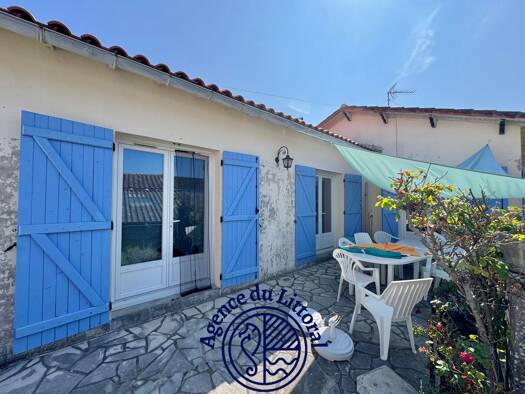 Maison à vendre 298 800 € 6 pièces 5 chambres 112,4 m² 493 m² de terrain Saint-Georges-de-Didonne 17110