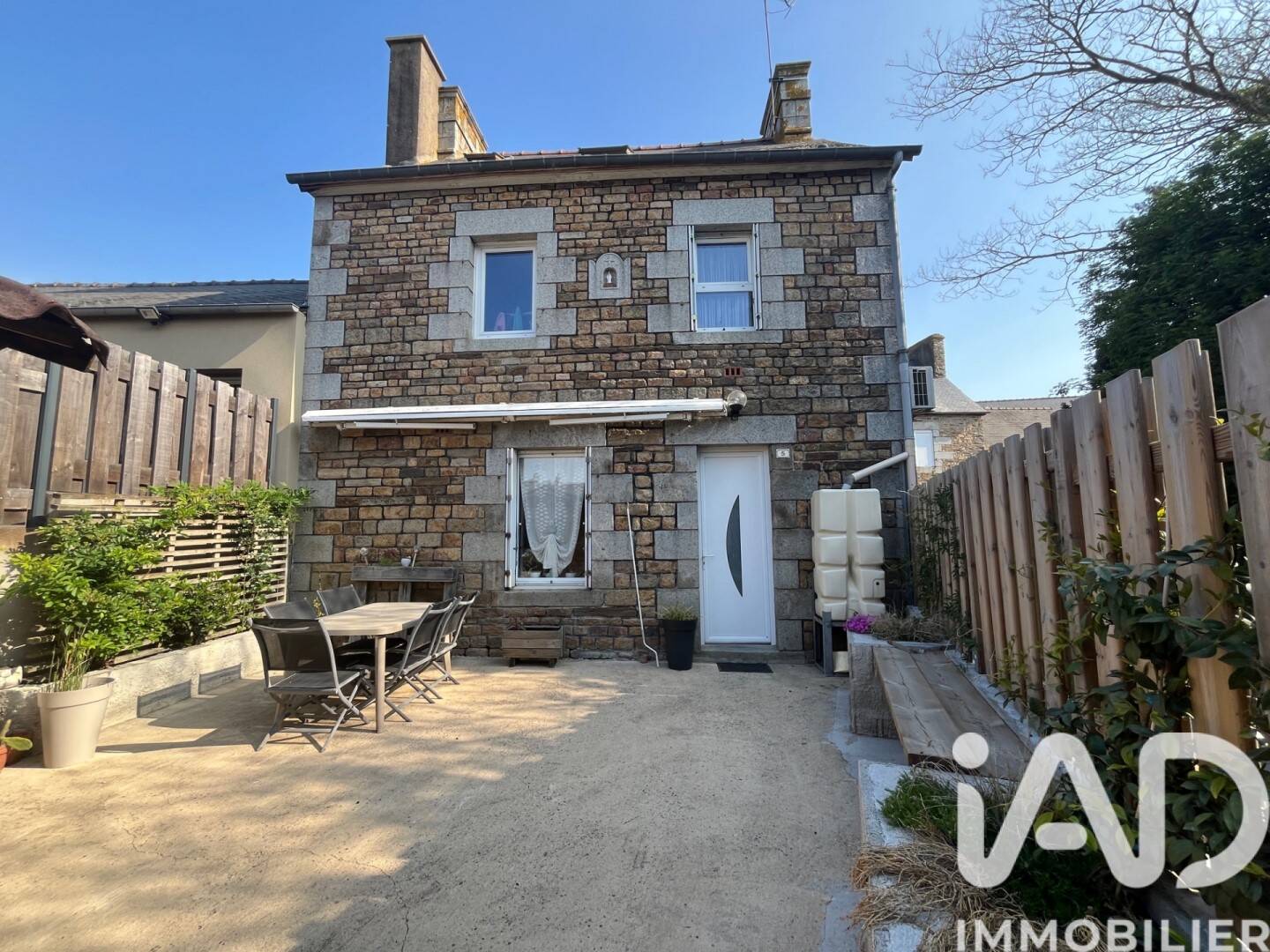Maison 4 pièces 87 m² · à Rives-du-Couesnon · 87 m² · 142 000 €