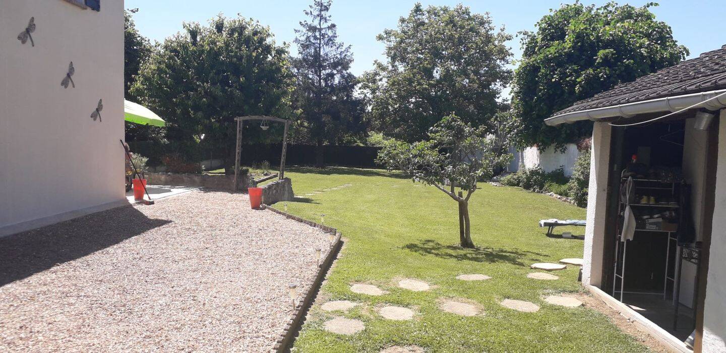 Maison 3 pièces 100 m² · à Ézy-sur-Eure · 100 m² · 250 000 €