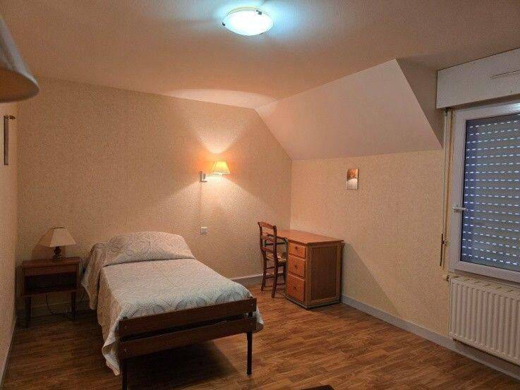 1 pièce 20 m² · à Cléguérec · 20 m² · 280 €