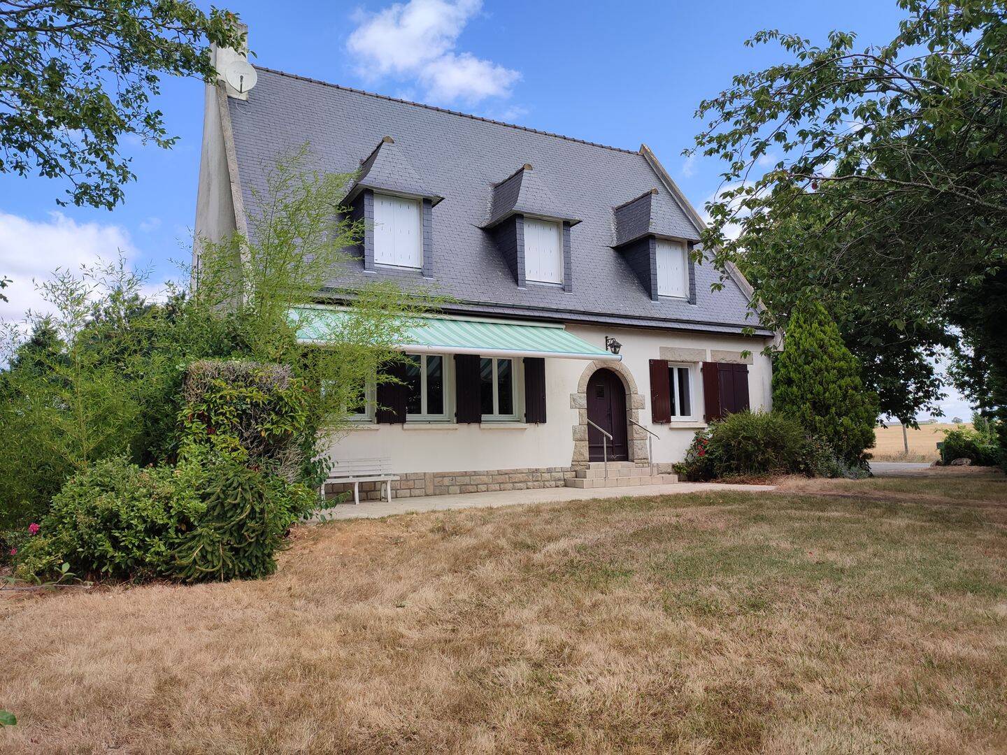Maison 8 pièces 147 m² · à Saint-Pern · 147 m² · 252 000 €