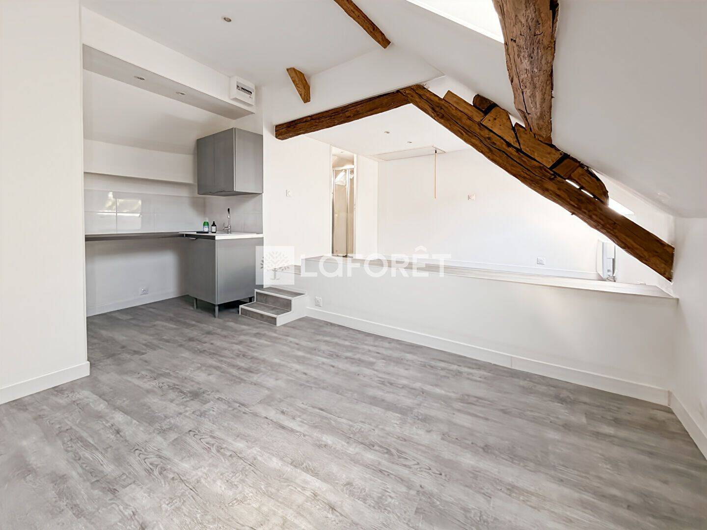 Appartement 1 pièce 35 m² · à Saint-Leu-d'Esserent · 35 m² · 630 €