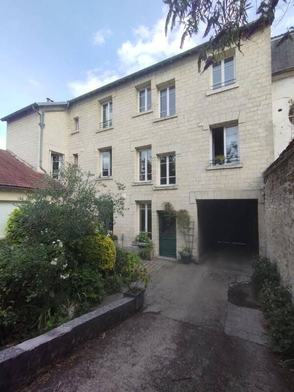 Appartement 4 pièces 90 m² · à Compiègne · 89,7 m² · 975 €
