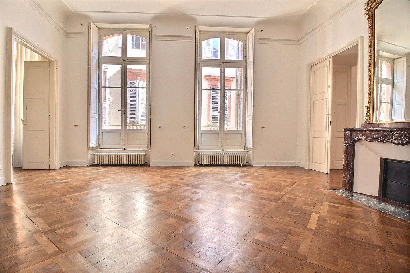 Appartement 6 pièces 220 m² · à Toulouse · 220 m² · 890 000 €