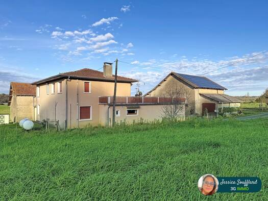 Ferme à vendre 228 800 € 8 pièces 5 chambres 200 m² 10 000 m² de terrain Peyre 40700