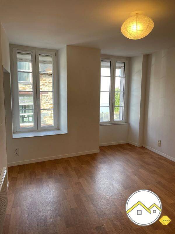 Appartement 1 pièce 32 m² · à Châteaubriant · 32 m² · 437 €
