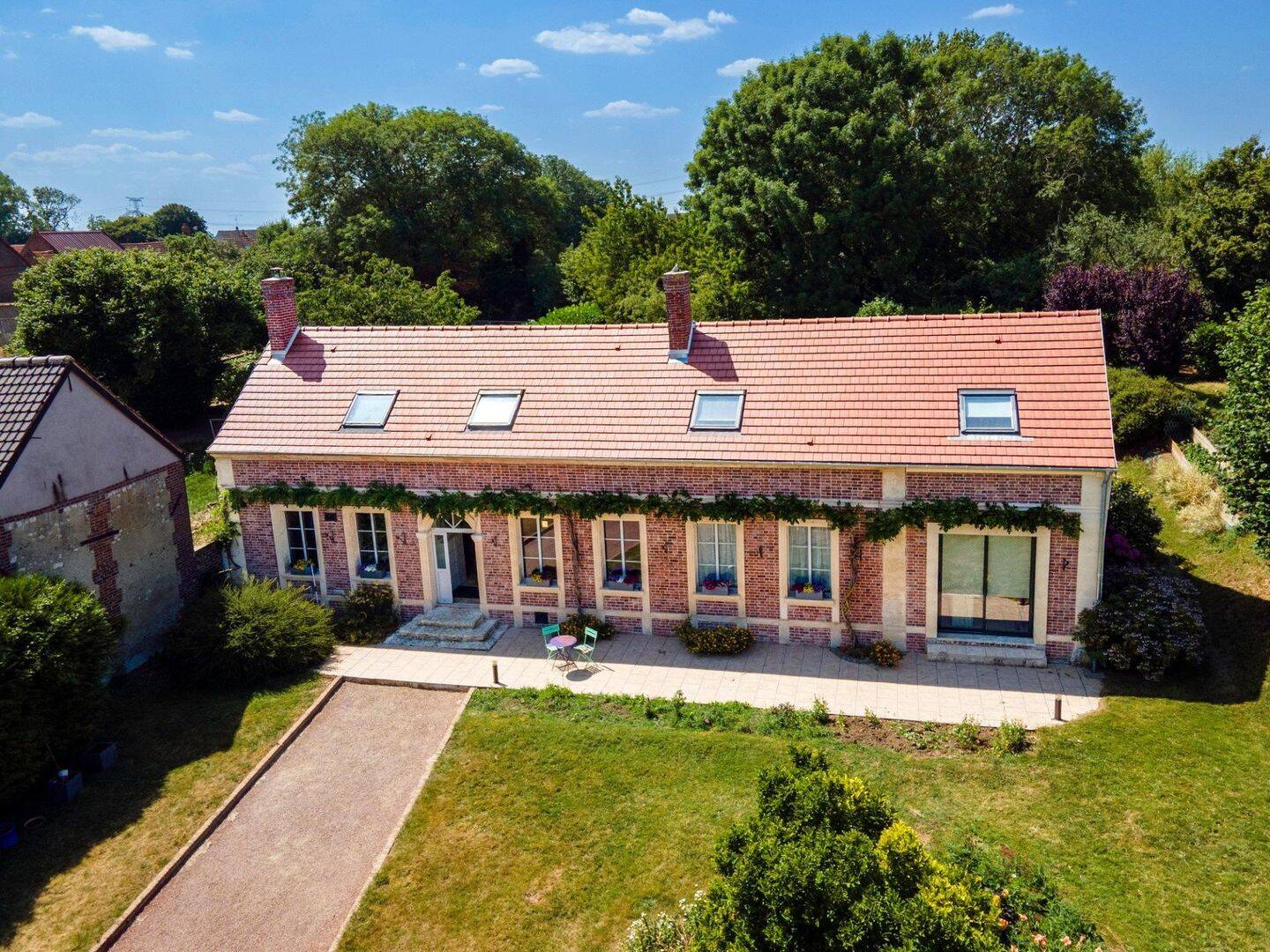 Maison 6 pièces 170 m² · à Haudivillers · 170 m² · 366 000 €