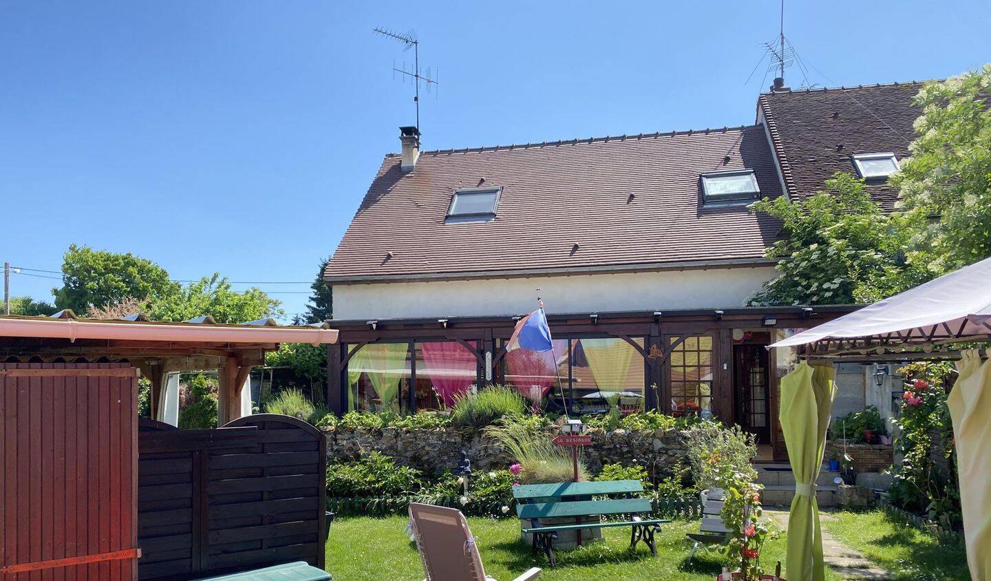Maison 6 pièces 128 m² · à Montmirail · 128 m² · 172 000 €