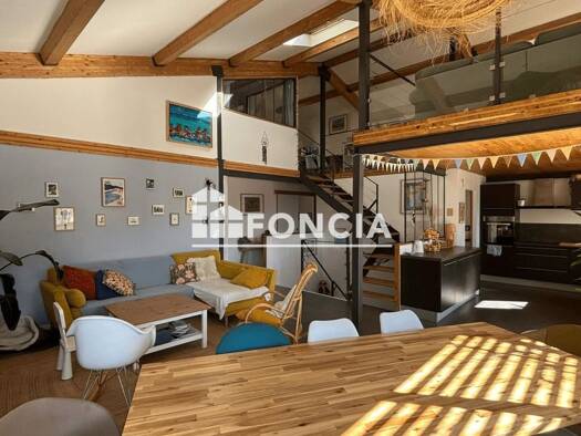 Maison à vendre 457 000 € 6 pièces 5 chambres 178 m² Digne-les-Bains 04000