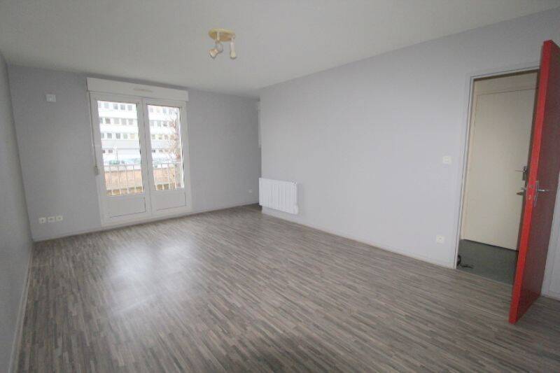 Appartement 1 pièce 29 m² · à Troyes · 28,5 m² · 385 €
