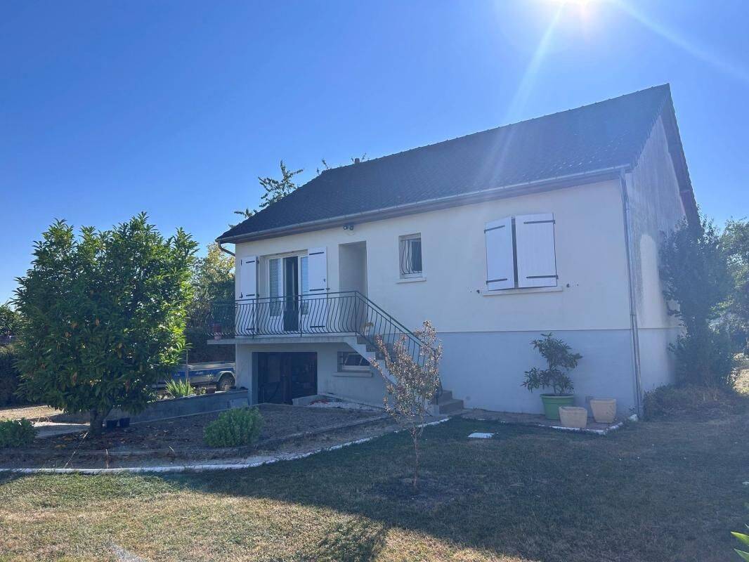 Maison 4 pièces 71 m² · à Monnaie · 70,8 m² · 750 €