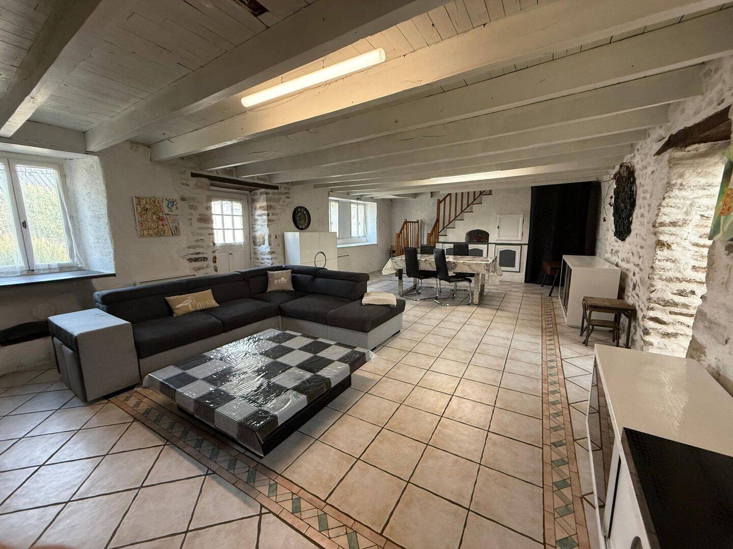 Maison 8 pièces 220 m² · à Calan · 220 m² · 375 000 €