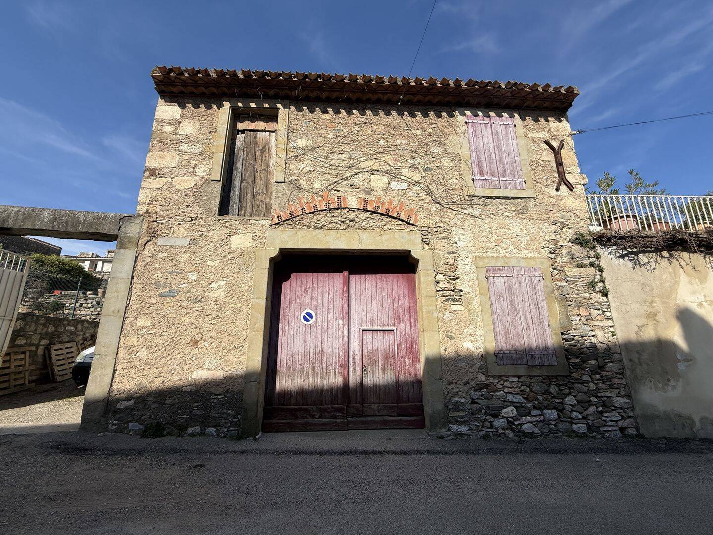 Maison 2 pièces 88 m² · à Caunes-Minervois · 88 m² · 100 000 €