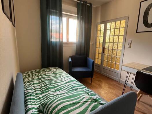 Maison à louer 395 € 5 pièces 4 chambres 62 m² disponible dès maintenant Forges-Jean Yole La Roche-sur-Yon 85000