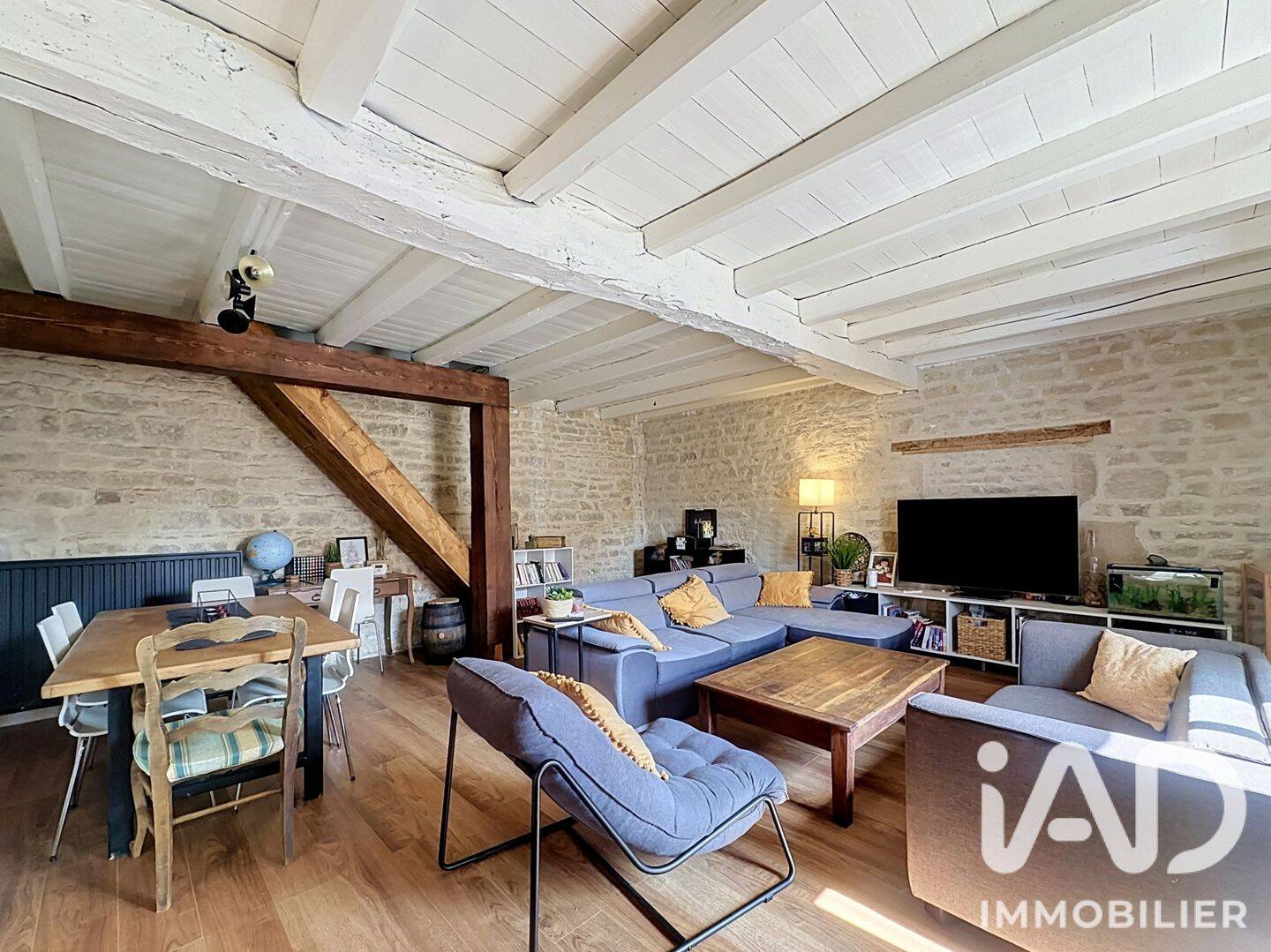 Maison 5 pièces 139 m² · à Nuaillé-d'Aunis · 139 m² · 265 000 €