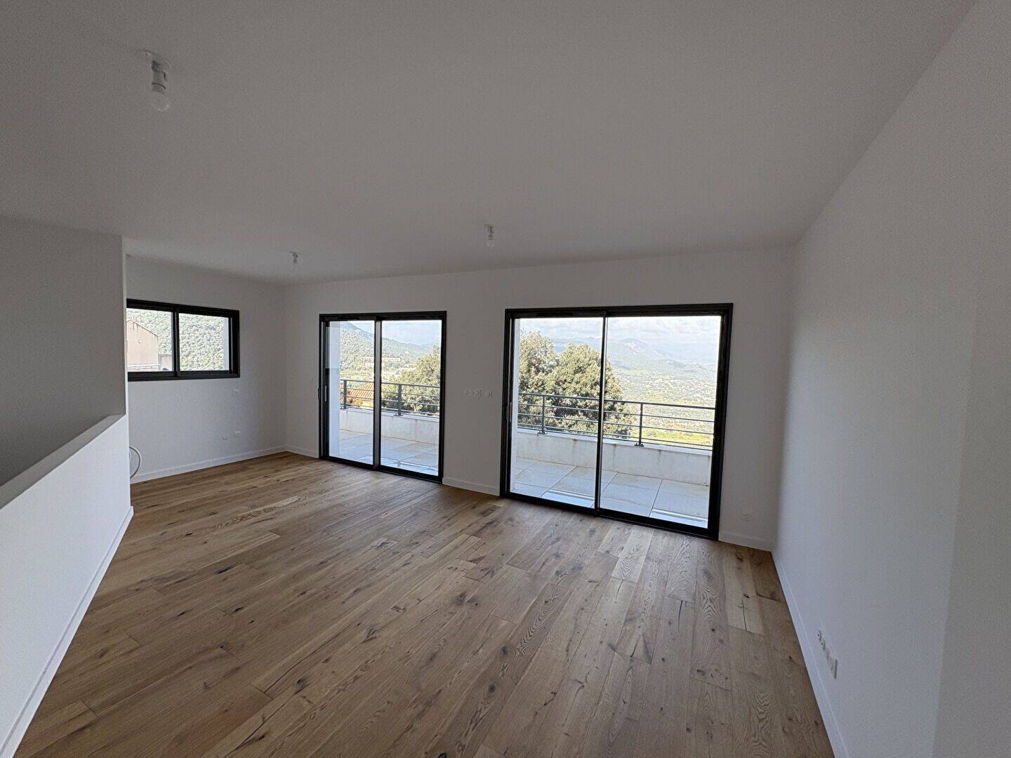 Appartement 3 pièces 78 m² · à Ajaccio · 78,1 m² · 425 000 €