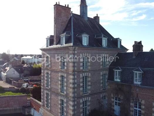 Appartement à vendre 130 000 € 4 pièces 2 chambres 98 m² Étage 2/3 Bellegarde 45270