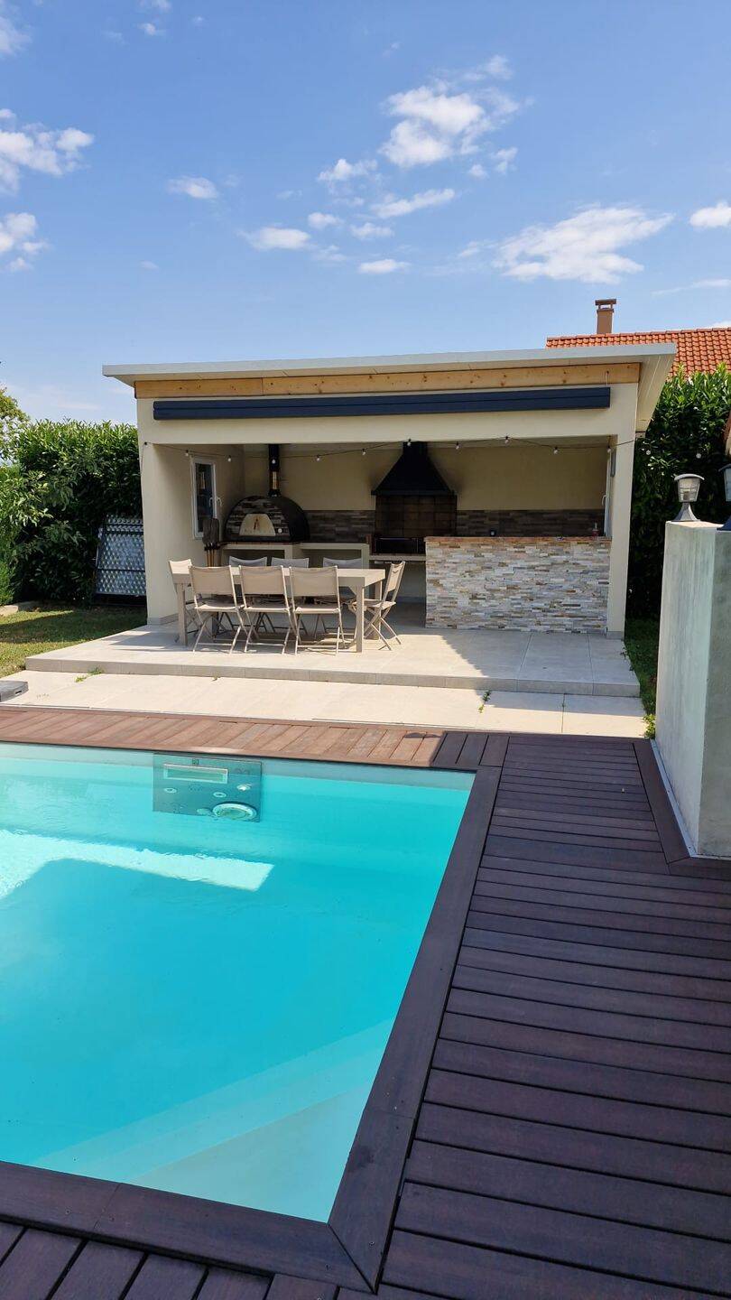 Maison 6 pièces 140 m² · à Douvaine · 140 m² · 679 000 €