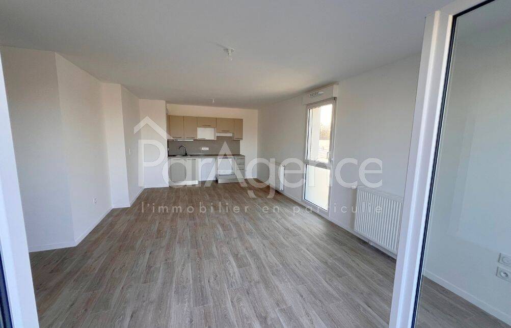 Appartement 4 pièces 83 m² · à Royan · 82,6 m² · 1 025 €