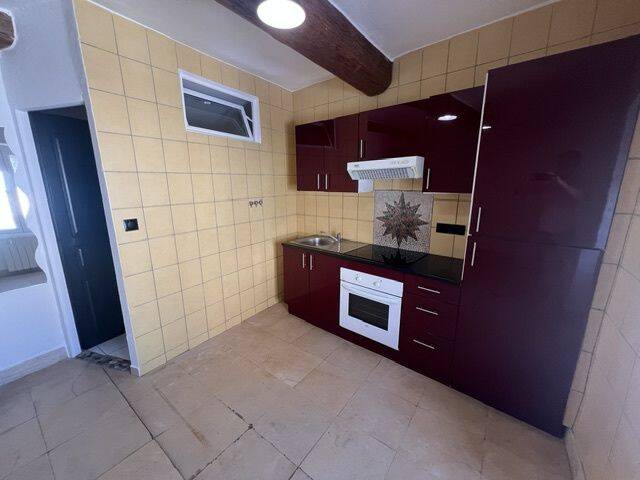 Appartement 1 pièce 25 m² · à Lirac · 25 m² · 450 €/mois