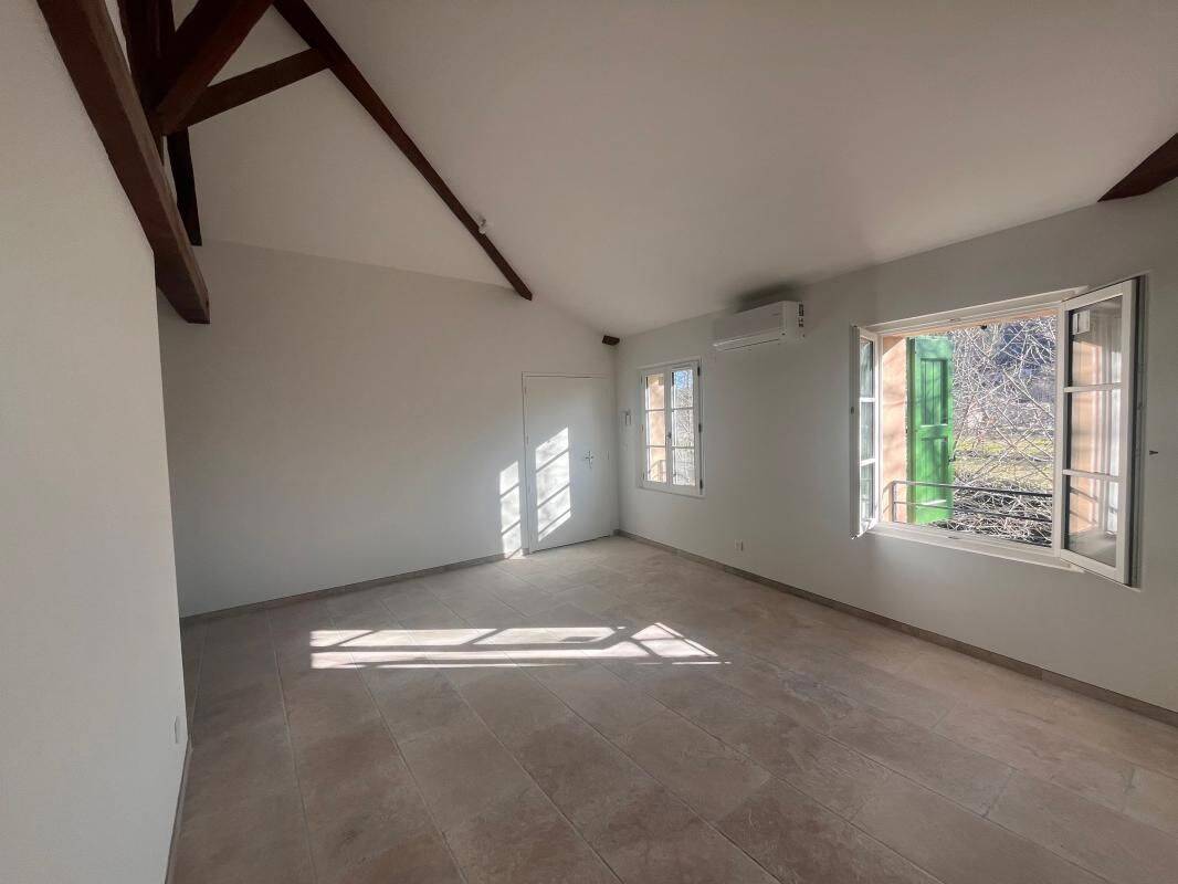 Appartement 3 pièces 68 m² · à Riez · 68 m² · 850 €/mois