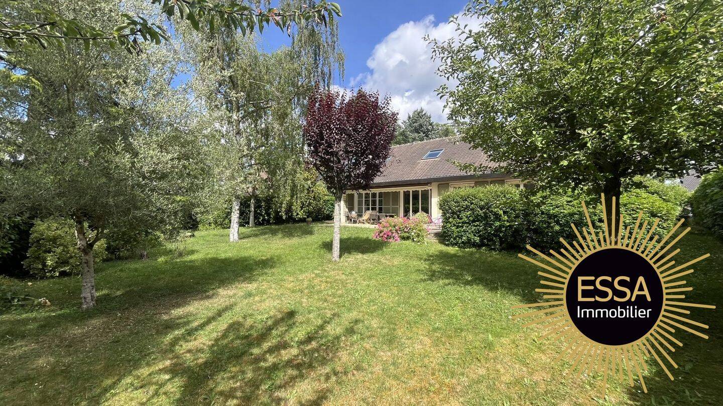 Maison 8 pièces 200 m² · à Saint-Nom-la-Bretèche · 200 m² · 845 000 €