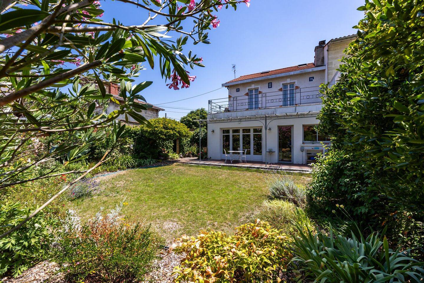 Maison 7 pièces 192 m² · à Bordeaux · 192,1 m² · 1 150 000 €