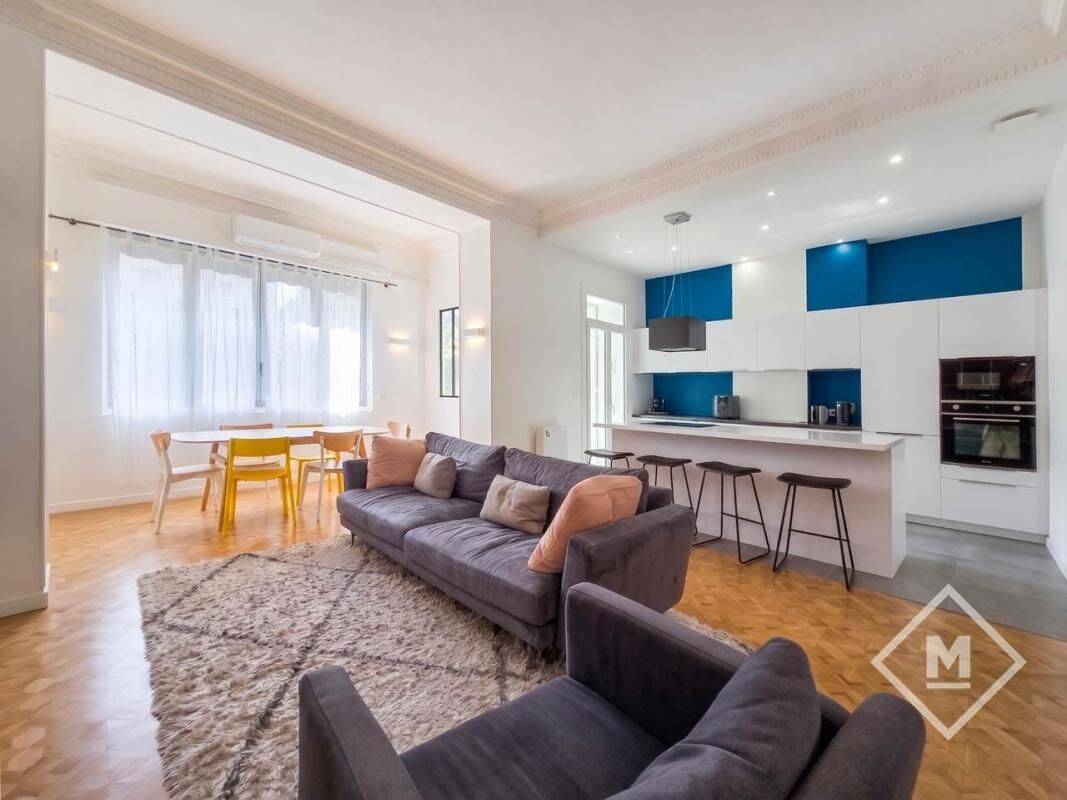 Appartement 4 pièces 92 m² · à Marseille 8ème Arrondissement · 92 m² · 495 000 €