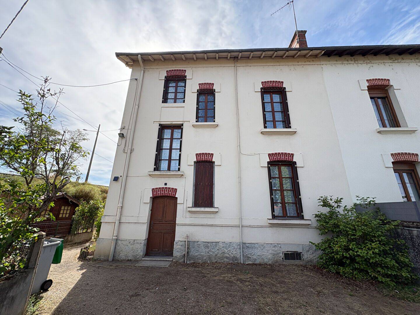 Maison 5 pièces 103 m² · à Yzeure · 103,2 m² · 97 200 €