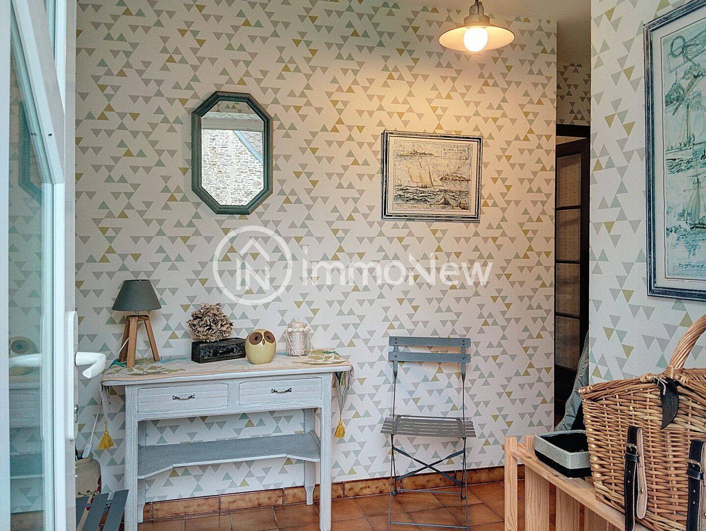 Maison 4 pièces 108 m² · à Genêts · 108 m² · 302 000 €