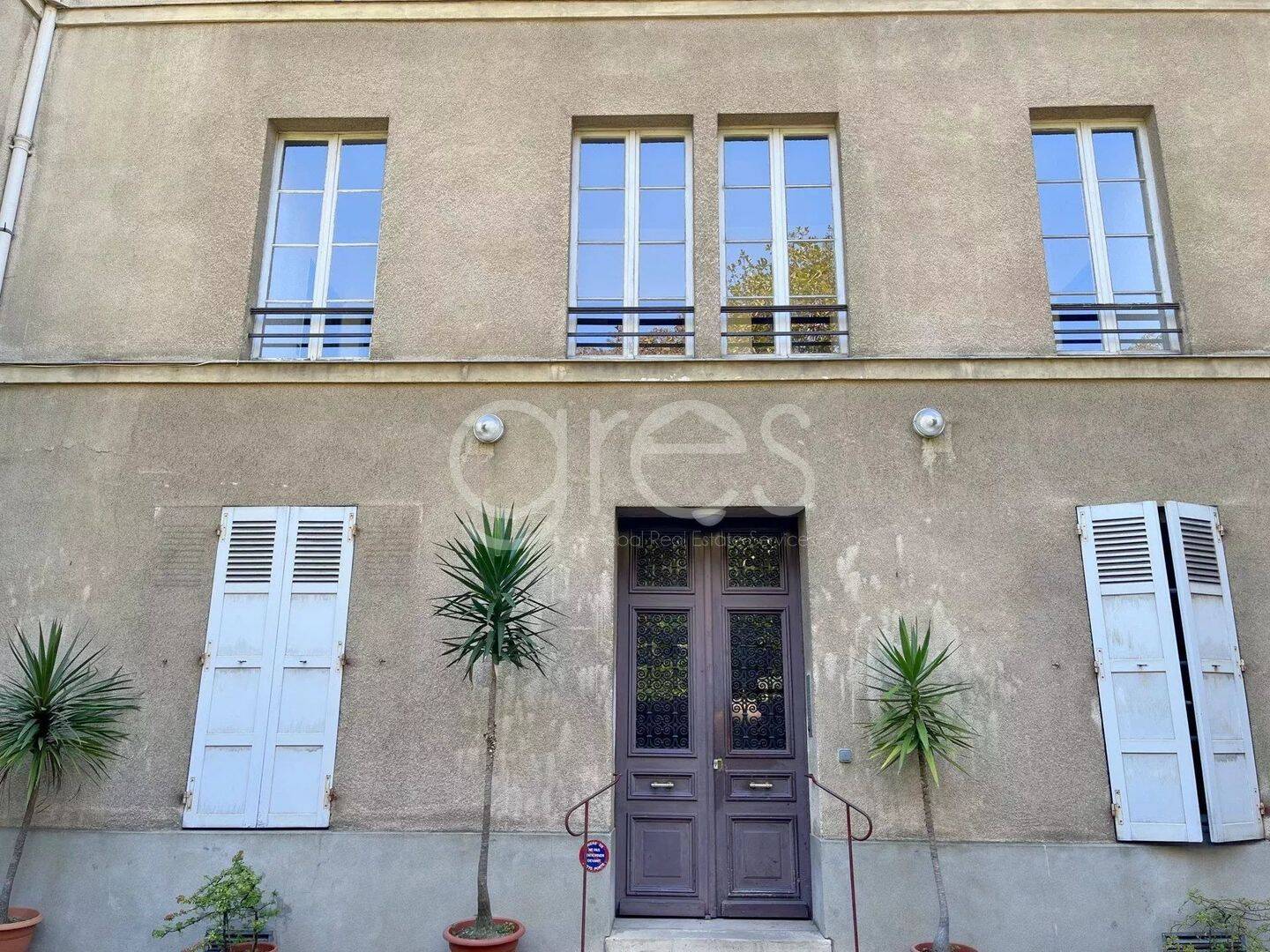 Appartement 2 pièces 40 m² · à Paris 5ème Arrondissement · 39,6 m² · 1 649 €