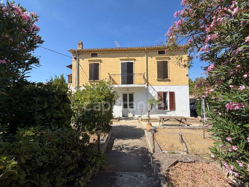 Maison 8 pièces 205 m² · à L'Île-Rousse · 205 m² · 1 150 000 €