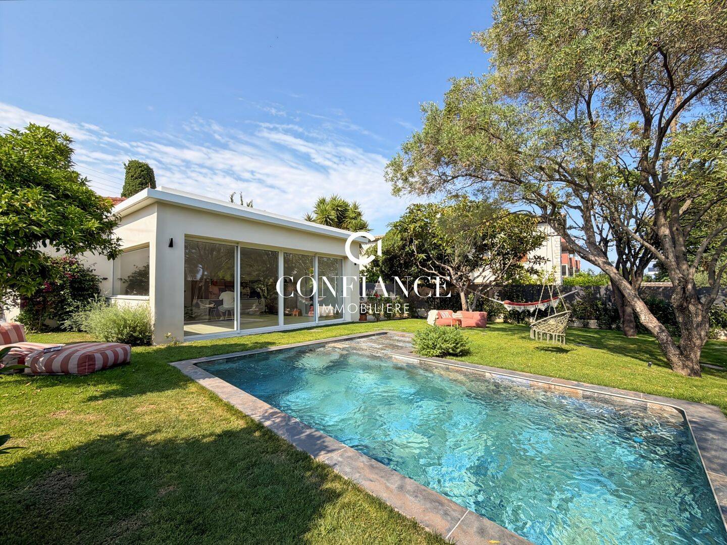 Maison 4 pièces 105 m² · à Cagnes-sur-Mer · 105 m² · 1 130 000 €
