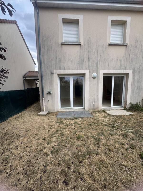 Appartement 4 pièces 84 m² · à Bréviandes · 84 m² · 784 €