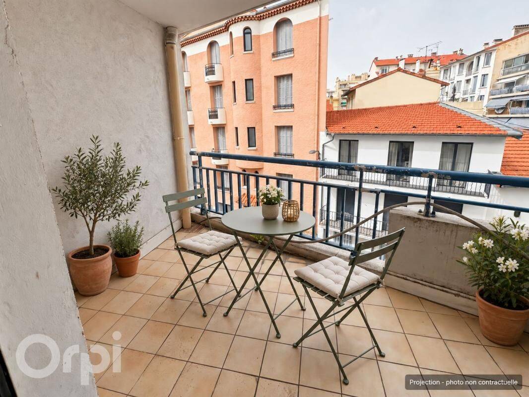 Appartement 4 pièces 64 m² · à Cannes · 63,9 m² · 287 000 €