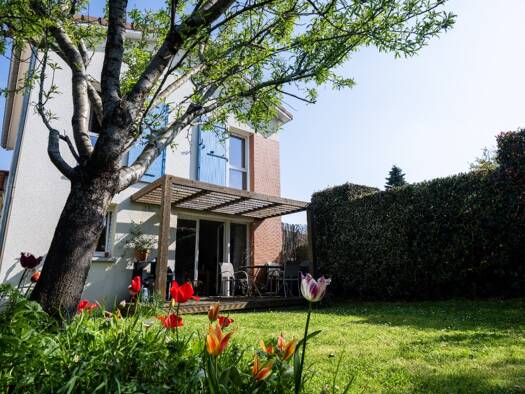 Maison à vendre 262 500 € 4 pièces 3 chambres 85 m² 242 m² de terrain Frouzins 31270