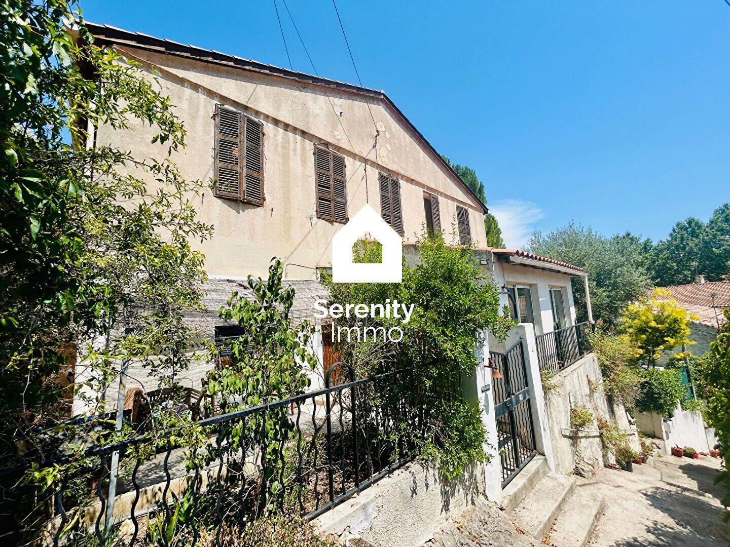 Maison 6 pièces 120 m² · à Septèmes-les-Vallons · 120 m² · 284 000 €